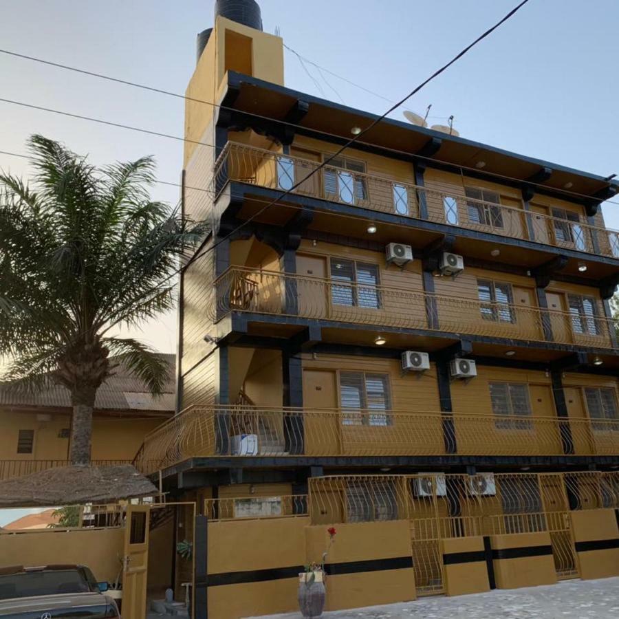 Vlv International Guest House Кололи Экстерьер фото
