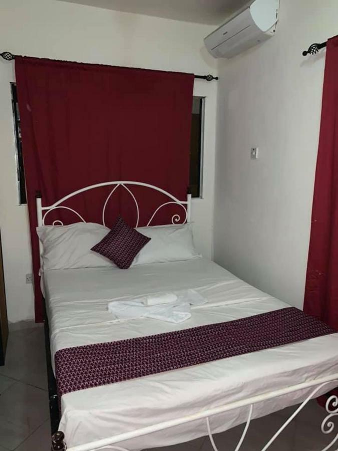Vlv International Guest House Кололи Экстерьер фото